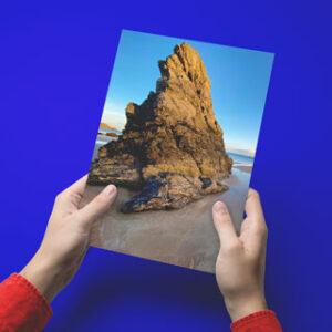 flyer-poster-frame-in-hand-mock-up
