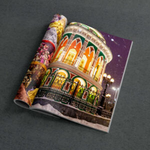Photo realistic Magazine Mock Up