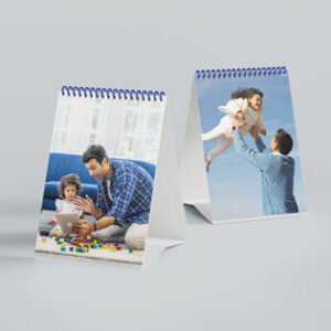 two-different-a5-desk-calendar-mockup