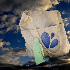 beach-bag-with-bottle-mockup-sand