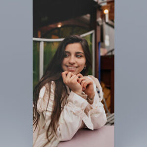 roll-up-mockup-for-girl